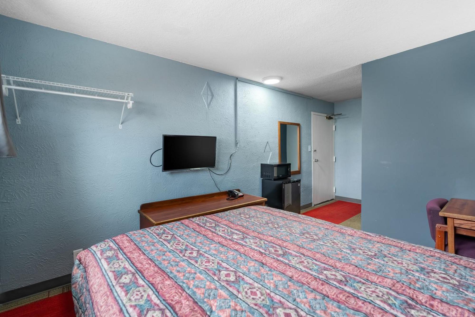 Broadway Inn カウンシルブラフス エクステリア 写真